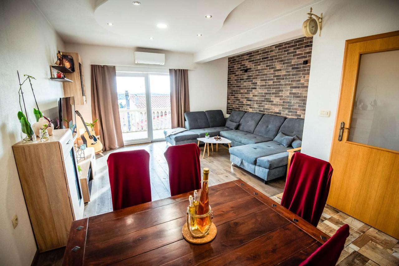 Apartman Fjaka Sibenik Bagian luar foto